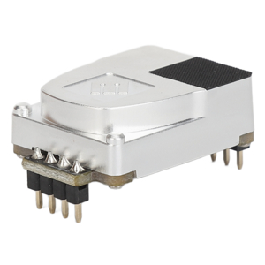 Varias vistas de un componente o módulo electrónico rectangular con contactos metálicos y puntos de montaje, mostradas desde diferentes ángulos sobre fondo blanco.