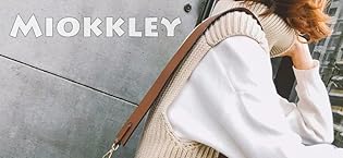 Woman Carrying A Purse with Miokkley Hello Plush Kitty Keychain 4.5” Inch Pink