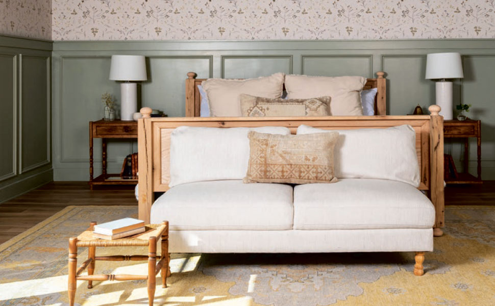 Interior photo of bedroom