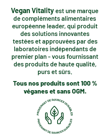 Texte vert sur fond blanc décrivant Vegan Vitality, une marque européenne de compléments alimentaires. Comprend un logo circulaire avec des symboles de feuilles et de mains.