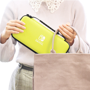 Nintendo Switch Lite イエロー / スリムハードポーチ Amazon.co.jp: 【任天堂ライセンス商品】スリムハードポーチfor