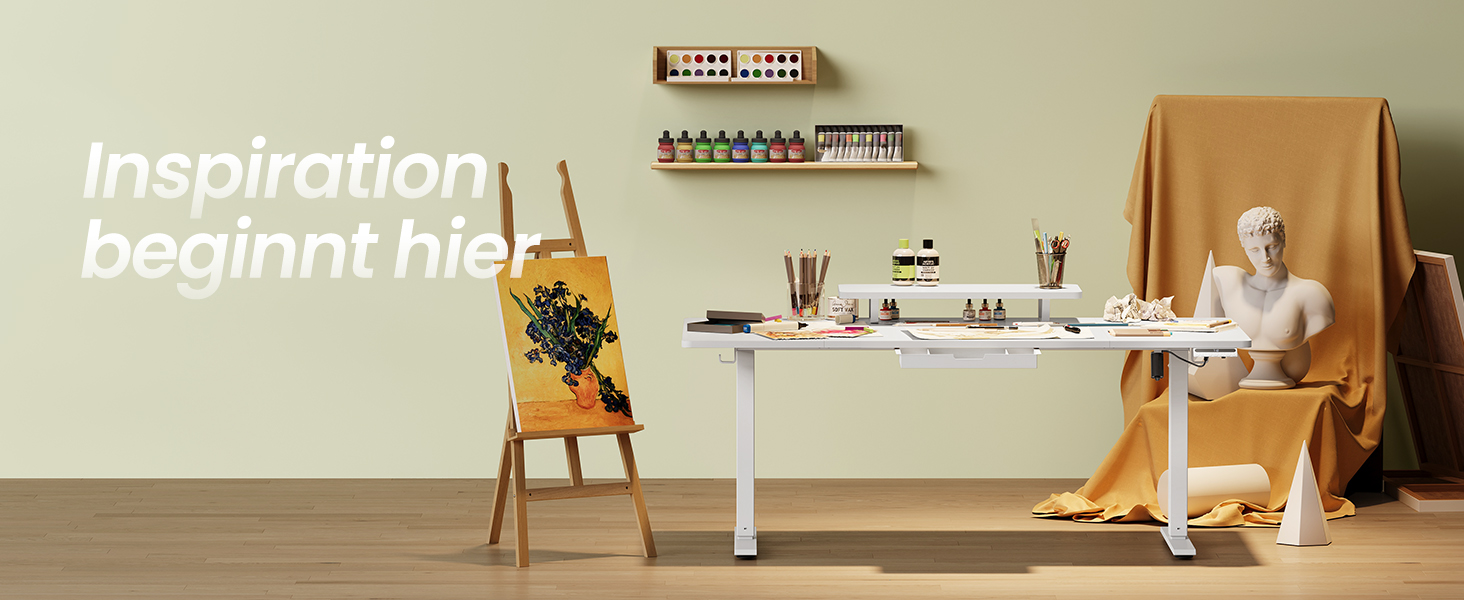 A szöveg: „Inspiration” és „Anfänge”. Lifestyle beltéri fotók meleg fényben, faburkolatú padlóval és bútorokkal.