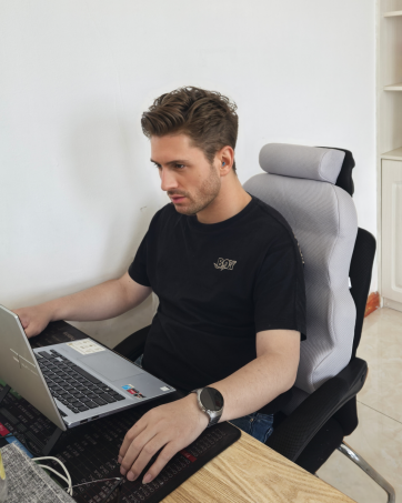 Lumbar support pillow