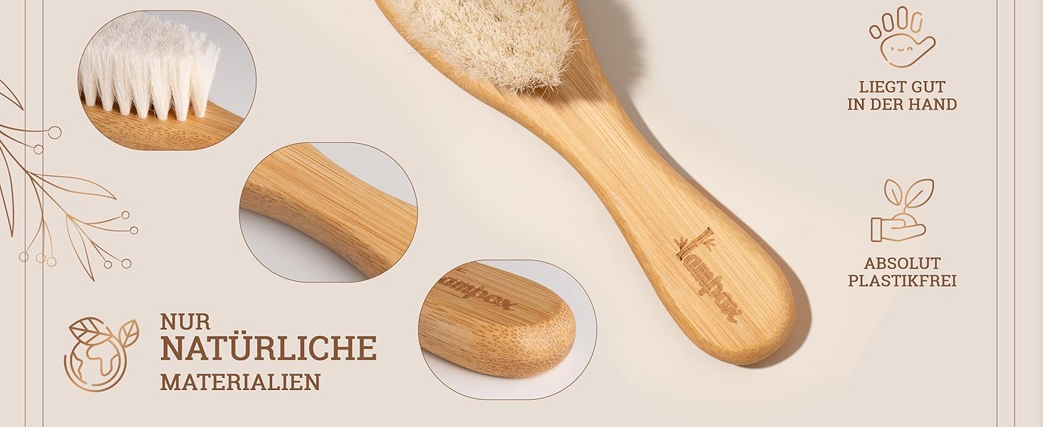 Pflegeset aus Holz, bestehend aus einer Haarbürste mit Naturborsten und einer kleinen rechteckigen Bürste. Im Text