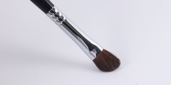 Angled Shading Eyeshadow Makeup Brush