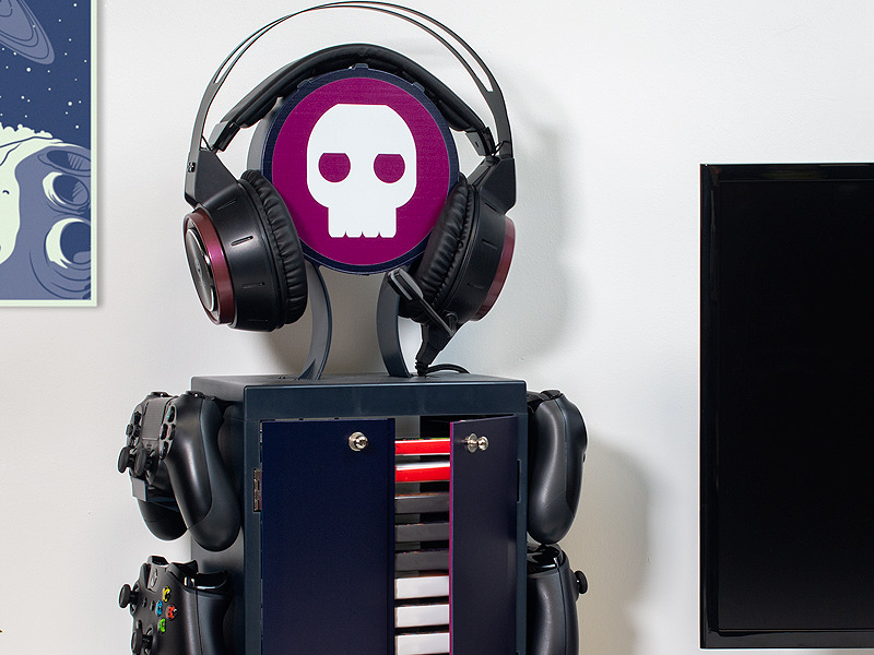 gaming lockers social