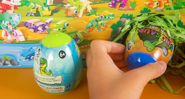 A nice package with 12 prefilled egg and colorful paper shreds