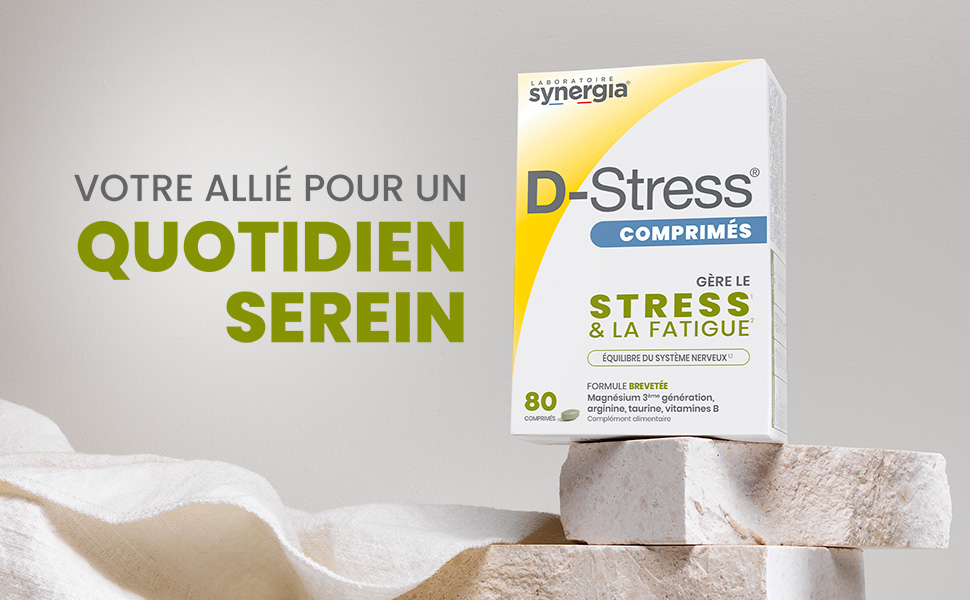 Le texte indique « D-Stress » et « QUOTIDIEN SEREIN ». Images de l'emballage du produit montrant des boîtes de suppléments anti-stress dans une palette de couleurs blanc et vert.