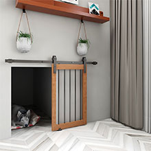 eine Hundehütte mit einer Hundetür.