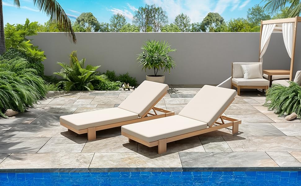 chaise lounge