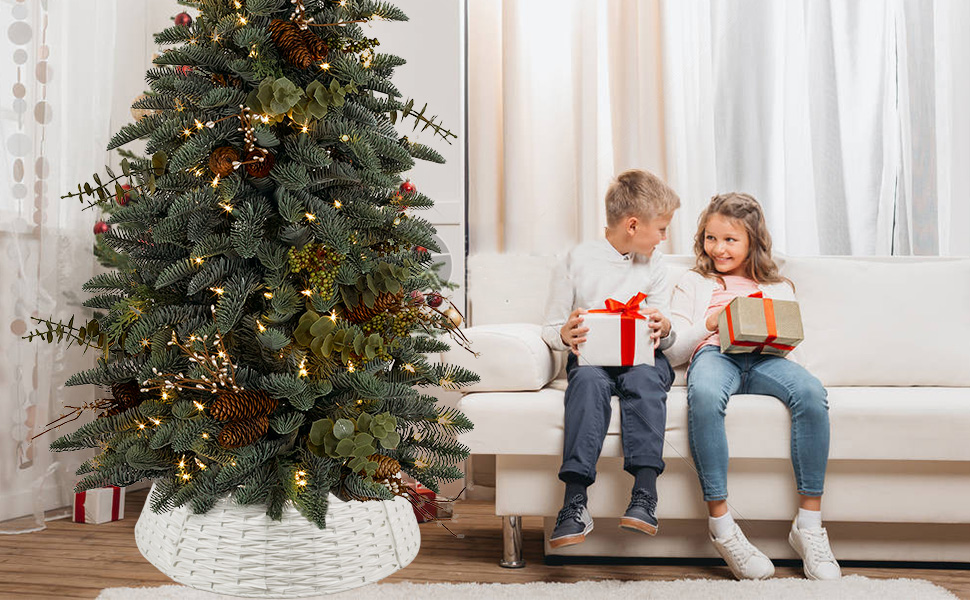 Christmas Tree Collar 23'' D Handmade Artificial Rattan