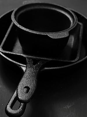 cast iron cookware