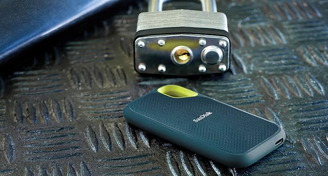 SanDisk Extreme Portable SSD Monterey