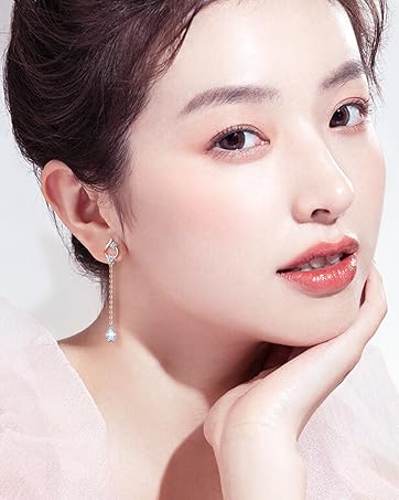 ダングルイヤリング