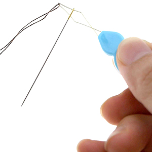 sewing needle threader