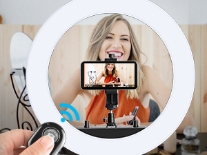 Bluetooth shutter remote in use with the ring light