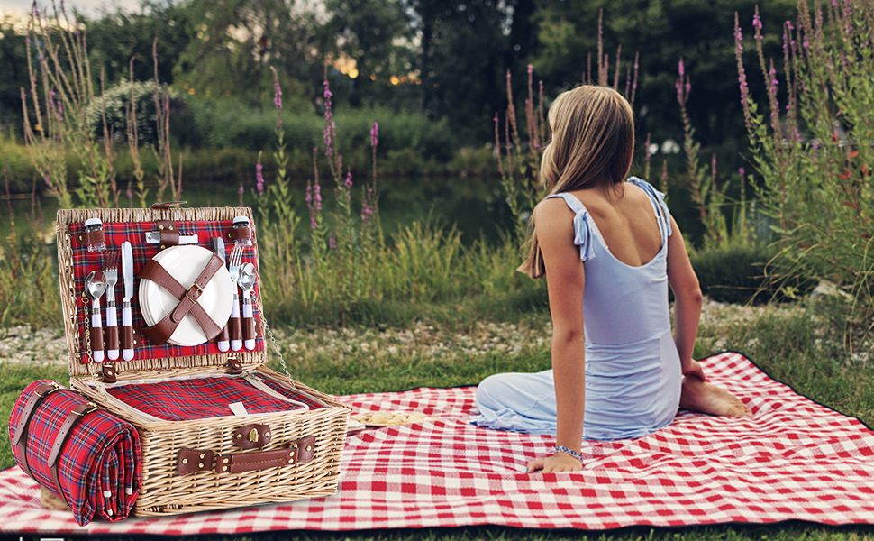 HYBDAMAI Willow Picnic Basket Set for 4 Persons with