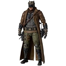 MAFEX バットマン Amazon.com: Medicom Batman v Superman: Dawn of Justice
