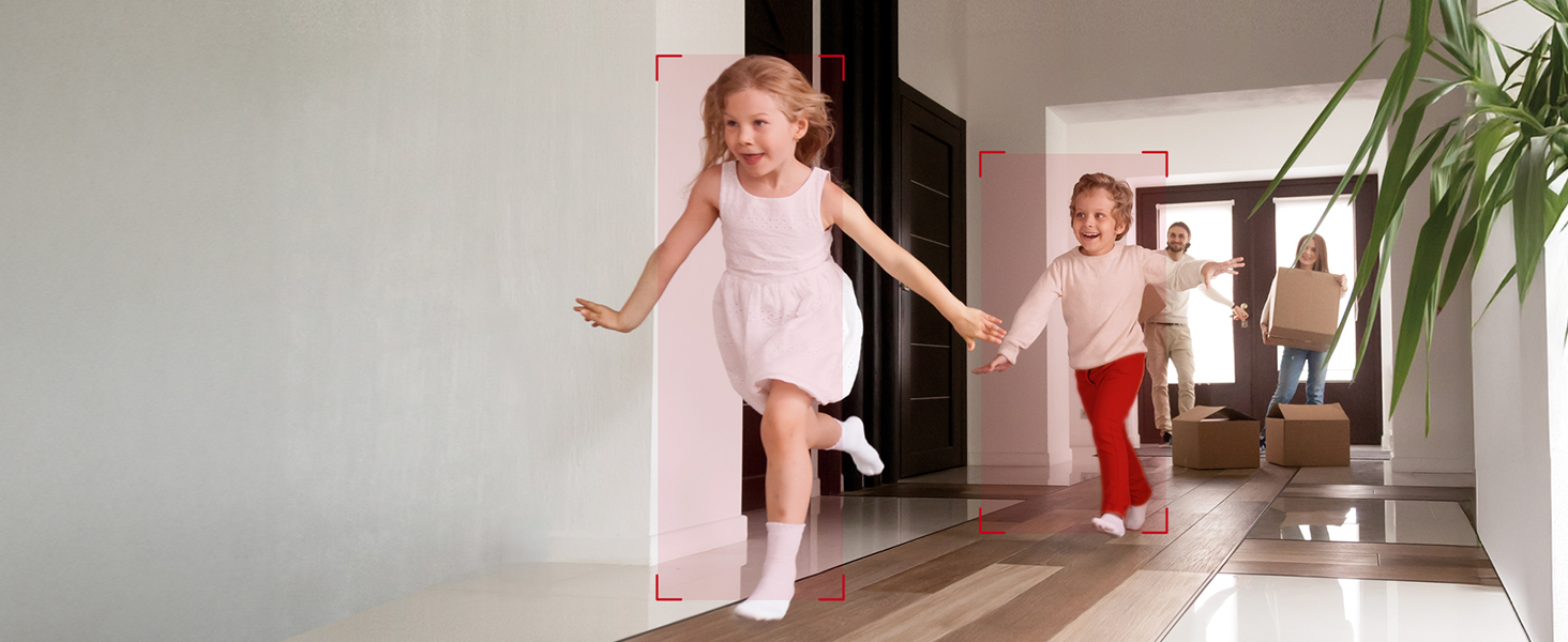 Secuencia que muestra los movimientos de ejercicio o estiramiento que se realizan en un entorno interior con paredes blancas.