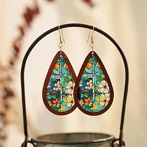 teardrop earrings