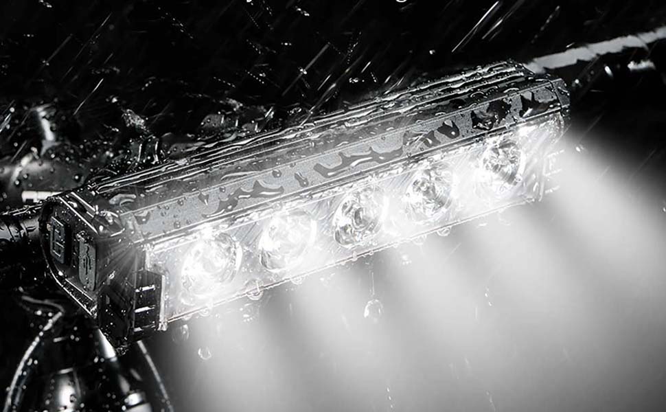 Bicycle headlight with up to 6000 lumen and 180° flood angle for safe night riding