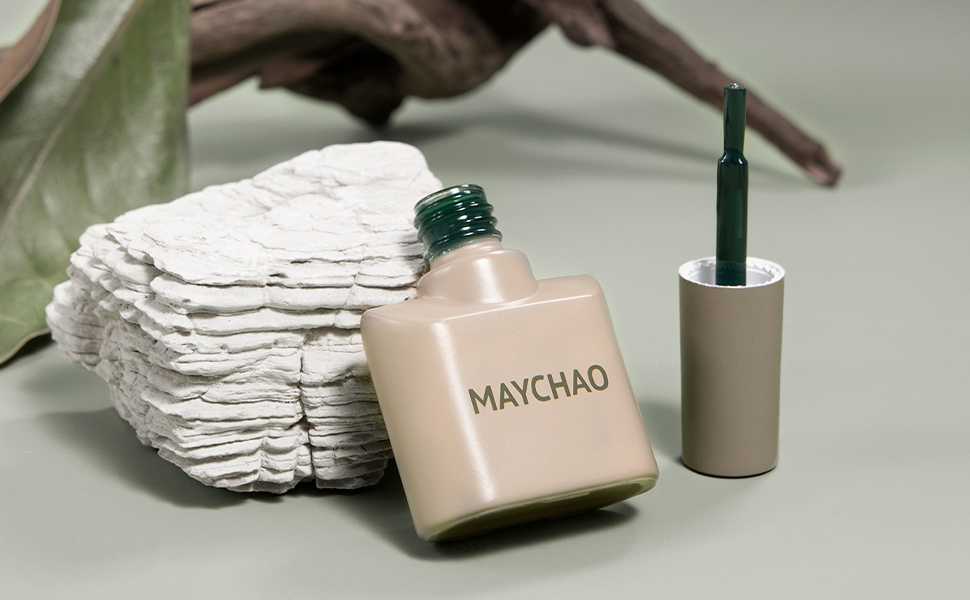 green gel nail polish