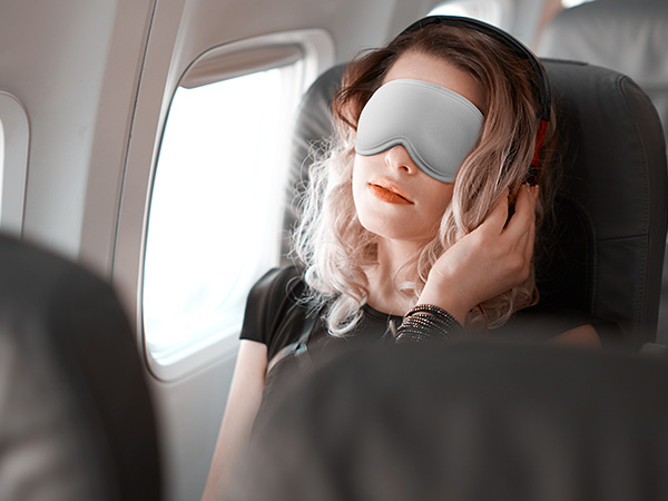 Amazon.com: Audree Tapones para los oídos, juego de antifaz para dormir, tapones para los oídos con cancelación de ruido y cubiertas de ojos 100% bloqueadoras de luz para dormir, viajar, siestas, meditación, :