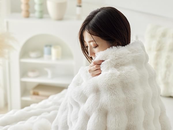 Amazon｜ASHEL ふわとろ毛布 NERUS コラボ 毛布 ブランケット ふわとろ