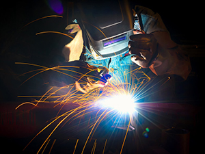Clean Welding. Zero Spatter.Advanced control keeps arcs stable and spatter-free. Weld smarter