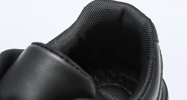 Soft sponge lining wraps around heel