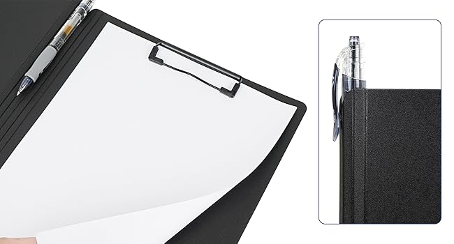 ペンやホルダつきなので、使いたい時にサッと取り出せて便利です。