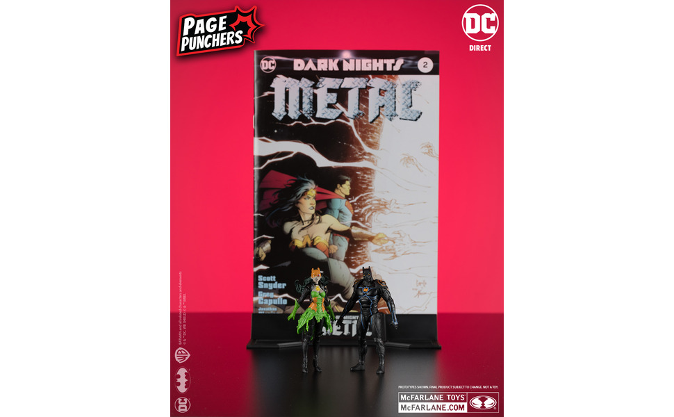 Amazon.com: McFarlane Toys - DC Direct Page Punchers 2pk