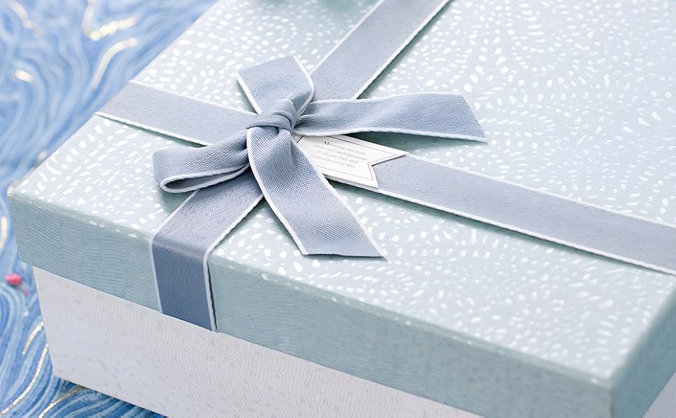 Exquisite gift box