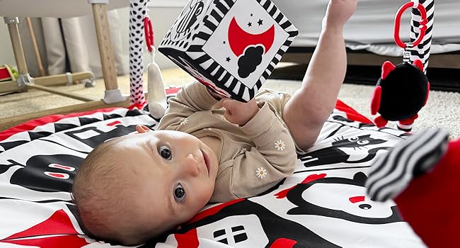 QUOKKA High Contrast Baby Play Gym Mat with Sound Toys 0+