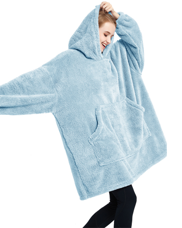 BLANKET HOODIE