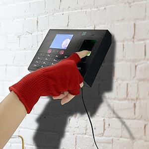 Wear Fingerless Gloves Clock on