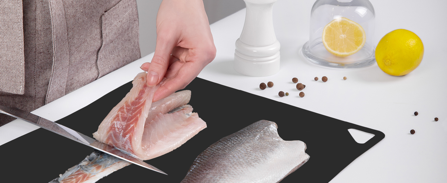 Flexible Plastic Cutting Board Set of 3, Serving Utensils