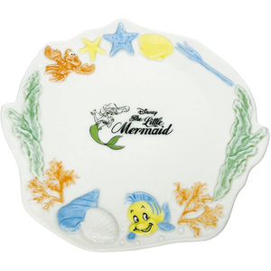 ディズニー 世界2500枚限定 バグズライフ レリーフプレート3D