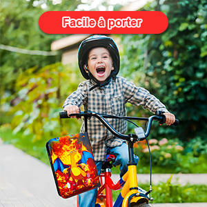 Sac à dos coloré pour enfants avec des motifs d'animaux attaché à un vélo. Texte « Facile à porter » (Facile à transporter)
