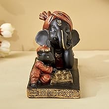 Divine Duet: Wisdom in Two Hues