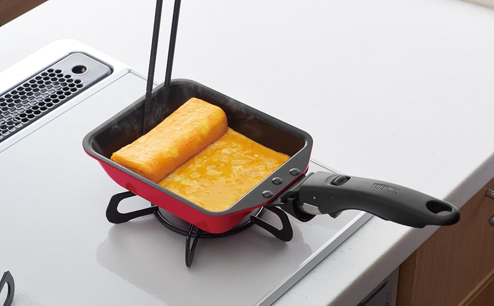 Amazon｜サーモス デュラブルシリーズ 取っ手のとれる玉子焼き