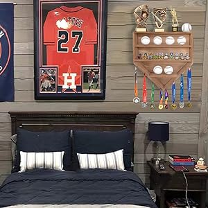 Baseball display cases for balls