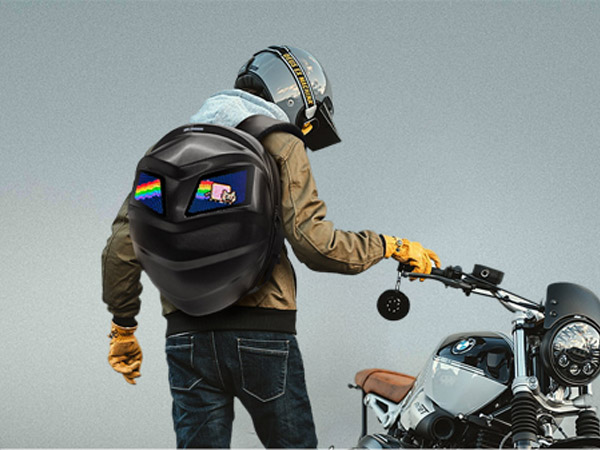 LED Rider Backpack ブラック Amazon.com: Crelander Black Knight Backpack with LED Eyes