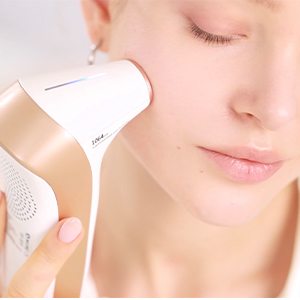 Amazon.co.jp: DermRays 光美顔器 多機能 美容器 冷却機能 3段階