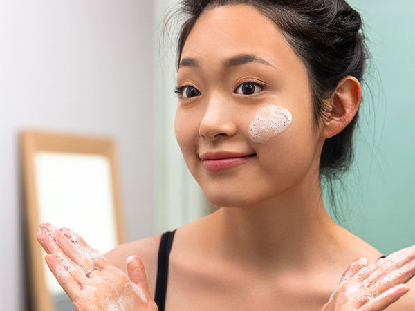 At-home dermabrasion machine deep clean pores
