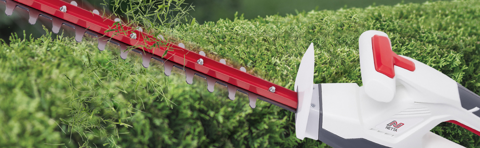 HEDGE TRIMMER