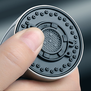 fregadero del grifo de la cocina