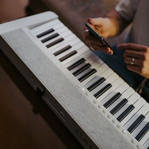 CASIOTONE CT-S1 & WU-BT10（Bluetooth 接続） Setting up the WU-BT10 Bluetooth adapter with the Casiotone