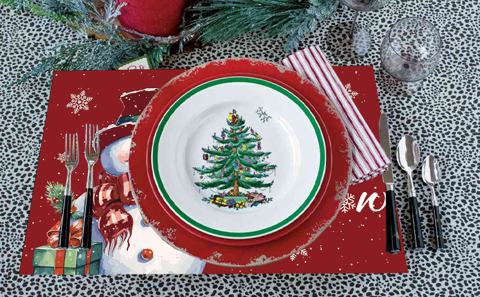 Christmas Placemats Set of 4, 12 x 18 Inch Christmas