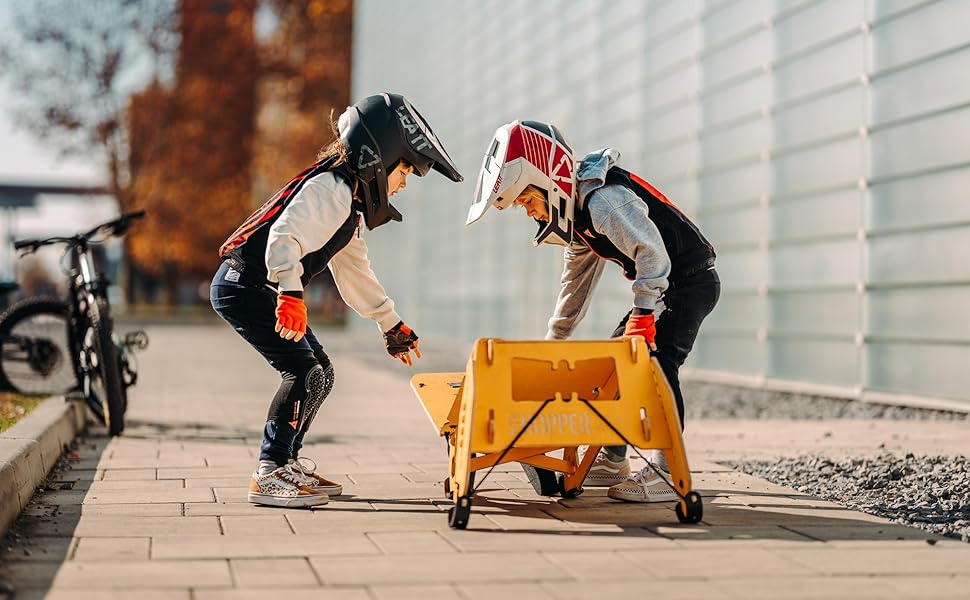 Large manufacture image 4